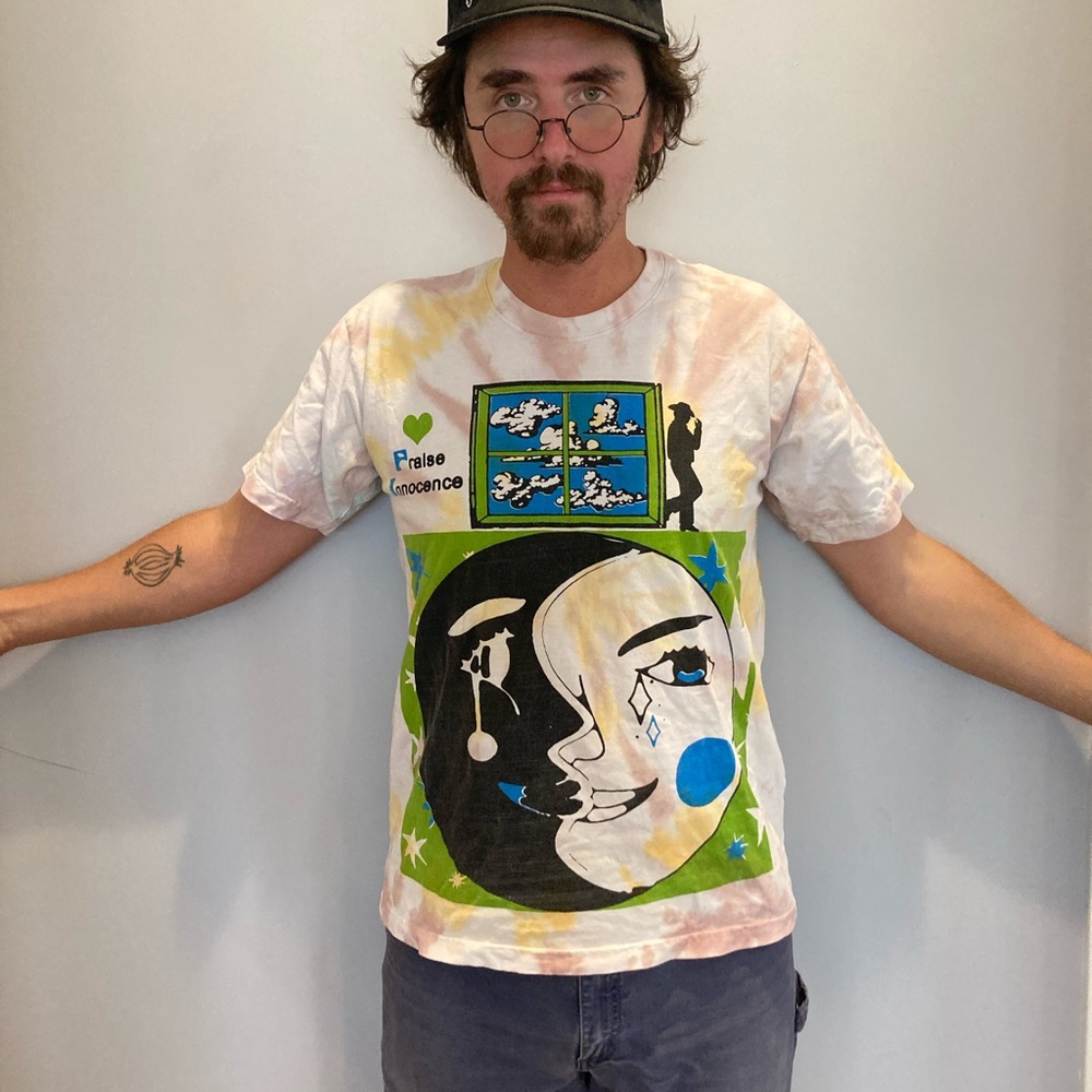 Online Ceramics Men’s size Medium “Praise Innocence” Tee